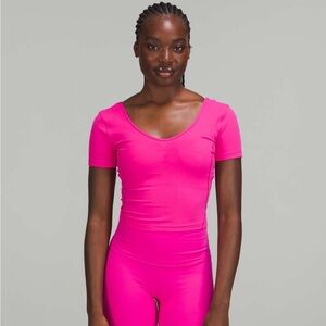 Lululemon | Crop Align Tee |  Sonic Pink | Size 6